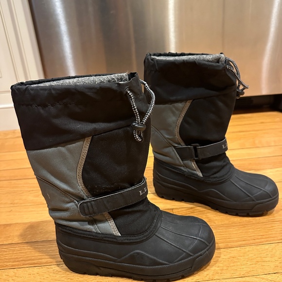 LL Bean Northwoods Kids size 4 Waterproof Winter Boots - Picture 4 of 12